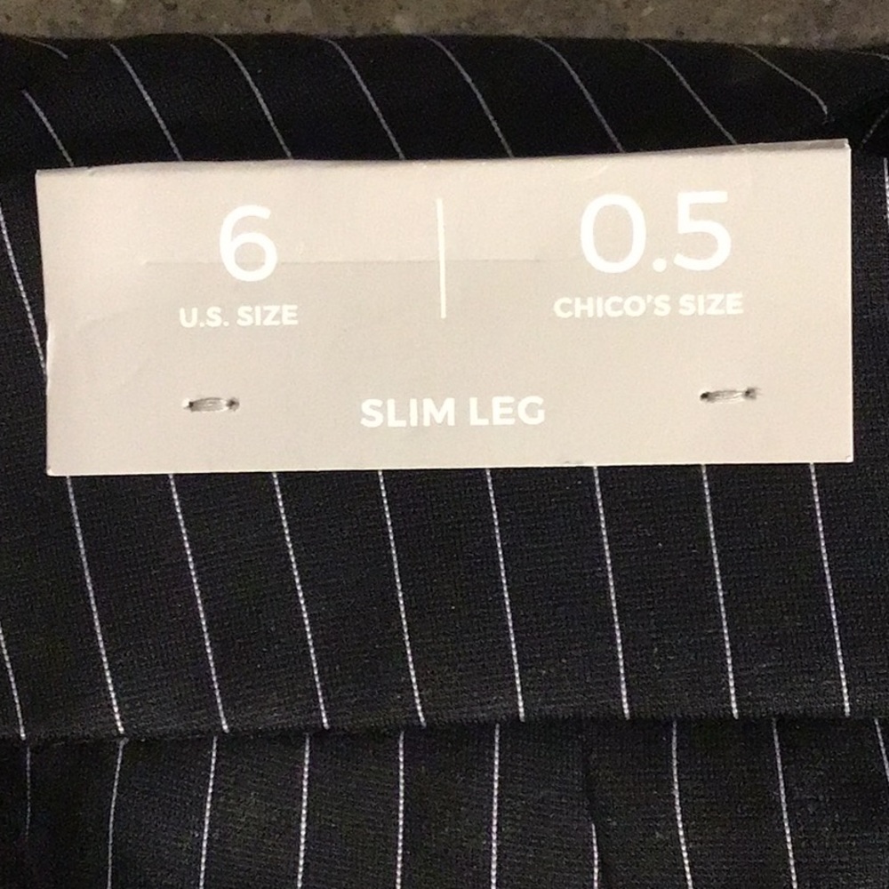 Chico’s Seamless Ponte Pinstripe Tapered Ankle Pant Black/Gray, 8, NWT - Picture 14 of 16